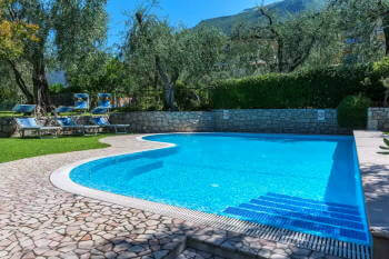 Foto der Residenz La Pergola mit Schwimmbad